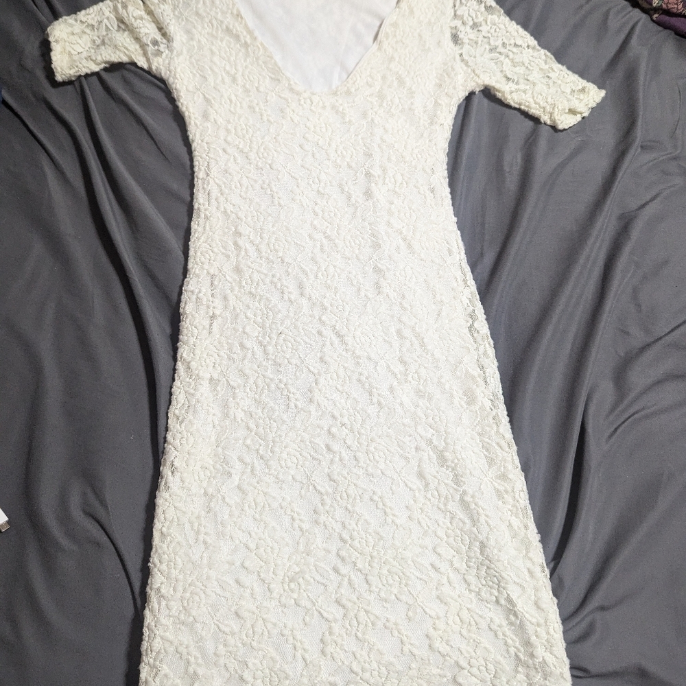Dress - Picture 4 of 4